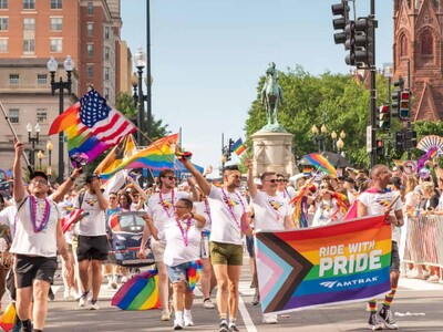 Washington celebra Desfile del Orgullo y festival LGBTQ+
