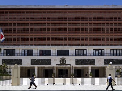 Abinader somete presupuesto complementario de RD$40 mil millones