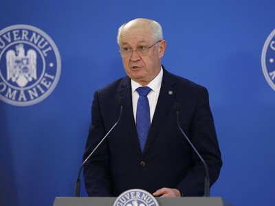 Alexandru Munteanu renuncia como primer ministro de Moldavia