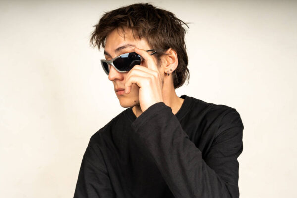 Apple AI glasses: menos Vision Pro, más IA, 2027