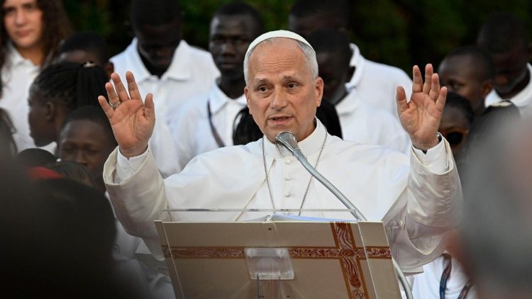 El Papa: al igual que un arroyo, la música nos conduce a Dios