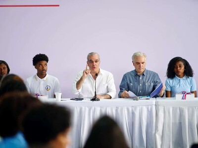 Gobierno anuncia equipamiento de 320 politécnicos en el país