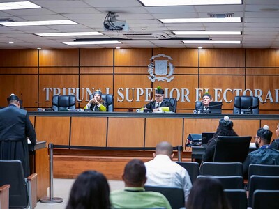 Jueza cuestiona fallo del TSE sobre prohibición de encuestas