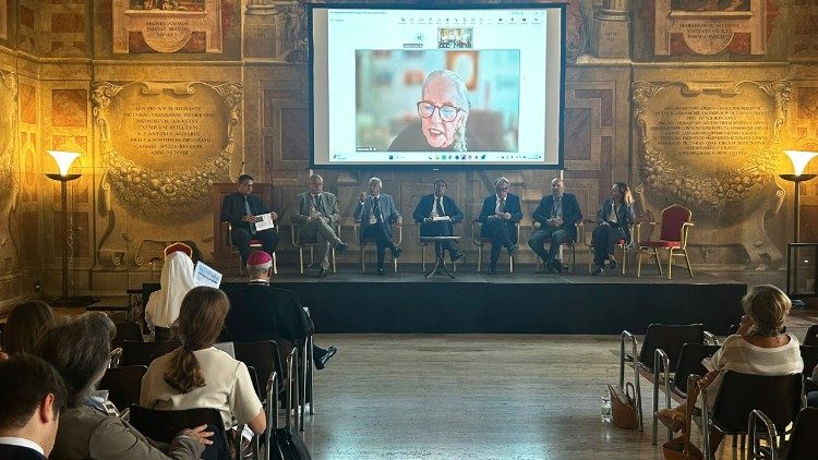 La Iglesia relanza la cultura del cuidado: Alzheimer una responsabilidad colectiva