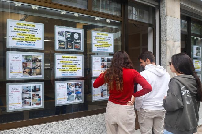 La Junta de Andalucía exigirá 10 años de residencia en España para comprar una VPO y se valorarán los vínculos familiares y sociales con Andalucía