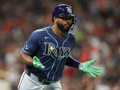 MLB: Caminero llega a los 23 años con más jonrones que HOFs