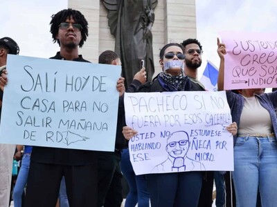 Manifestación en Plaza de la Bandera exige cambios al Código Penal