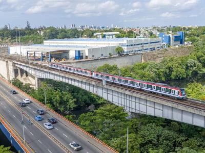 Mantenimiento preventivo en estación Gregorio Urbano del Metro de SD