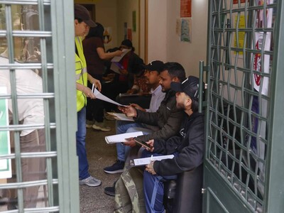 Más del 70 % de solicitantes regularización en España con permiso