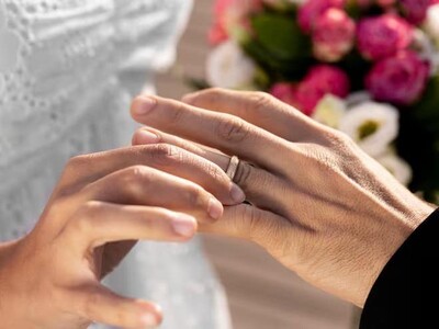 Mujer se declara culpable bigamia al casarse con más de 12 hombres