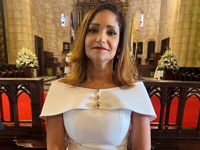 Rosa Olga Medrano reelecta en ADORA