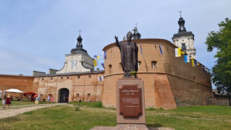 Ucrania: 35 años del renacimiento de la Iglesia católica latina
