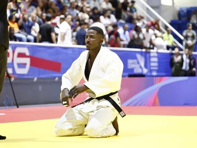 Wilfrido de la Cruz triunfa en taekwondo en Juegos Centroamericanos