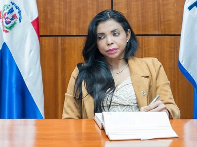 Yeni Berenice aclara memes y parodias no son delitos en Código Penal