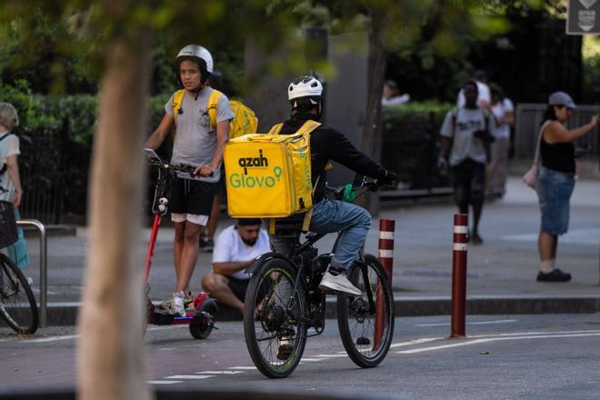 ¿Quiénes son los nuevos amos de Glovo? Tres banqueros vinculados a Botín y Wall Street y con un historial de negocios poco éticos