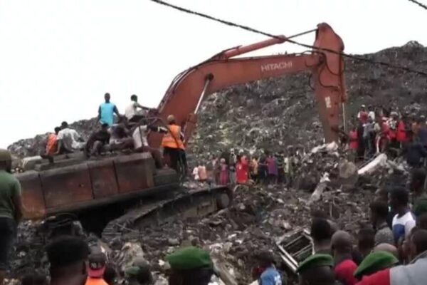 Al menos 30 muertos tras el colapso de un vertedero en Conakry, Guinea