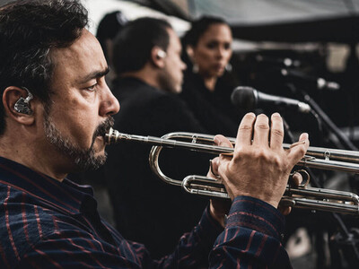 Ángel Fernández presenta música con La misma canción Vol. 1