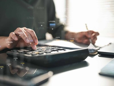 Austria obliga a Booking identificar anfitriones; RD formaliza rentas