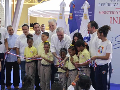 Centro Educacional Santo Cura de Ars recibe nuevo techado