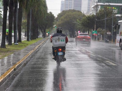Clima en RD: prevén aguaceros, tronadas y calor este sábado