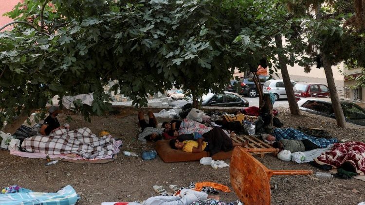 Crisis de Ceuta: La Iglesia defiende los derechos y la dignidad que no conocen fronteras