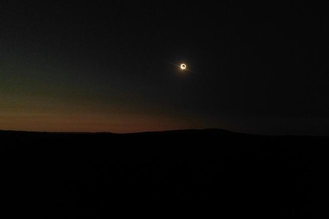 El eclipse pone a prueba el sistema eléctrico y las redes de telecomunicaciones