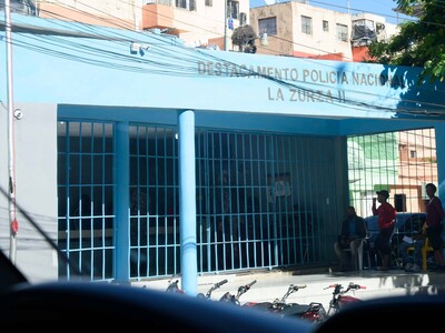 **La odisea de los dominicanos en destacamentos policiales**