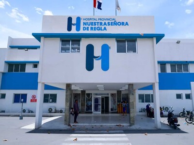 Naufragio de catamarán en Baní deja una mujer muerta y un hombre en UCI