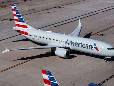 Neumáticos de avión de American Airlines explotan al aterrizar