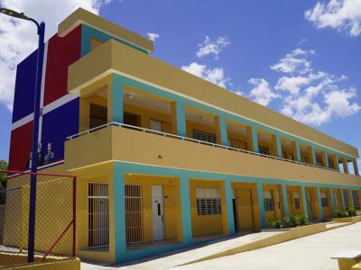 **Operativo de tránsito escolar busca reducir congestión vehicular en centros educativos**