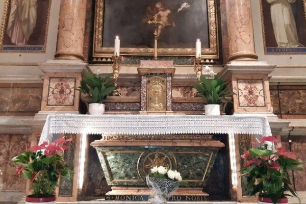 Reliquias de Santa Mónica: hallazgo histórico en la iglesia de Sant'Aurea