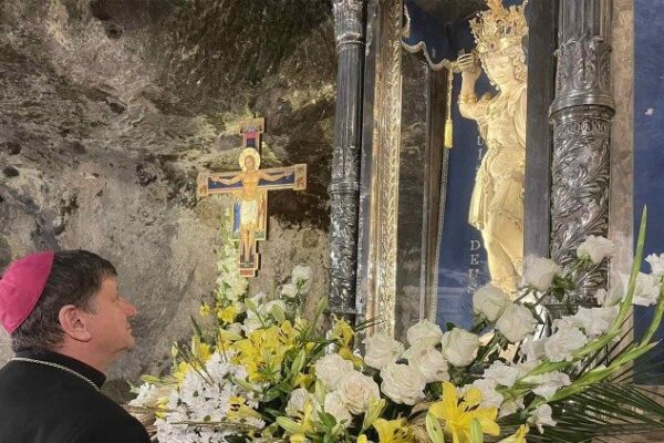 Titular: Obispos de rito latino en Ucrania celebran 35 años de independencia de la Unión Soviética
