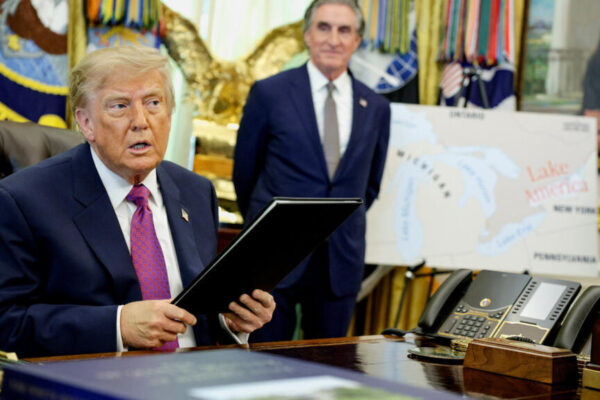 Título: Trump renombra el lago Ontario como "lago América" en medio de tensiones comerciales con Canadá