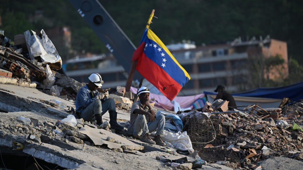 Venezolanos enfrentan la devastación tras los terremotos de junio