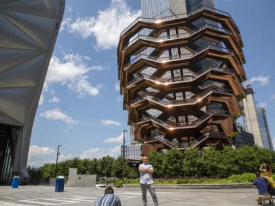 Aumento de suicidios entre latinos en Nueva York preocupa a las autoridades