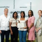 Beca a la excelencia Docalsa otorga apoyo total a estudiante de ingeniería industrial