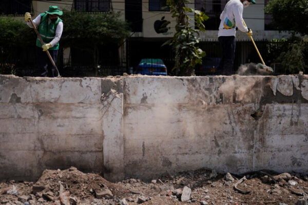Colombia busca reactivar economías locales un mes después del terremoto