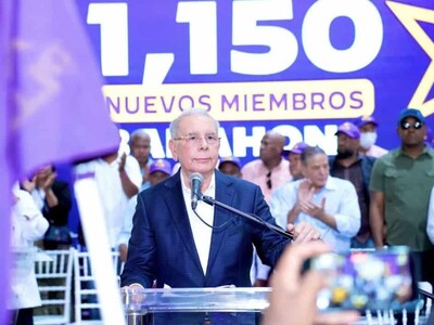 Danilo Medina llama a la militancia del PLD a votar en la consulta del 18 de octubre