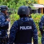Dos hombres abandonan revólver y huyen durante operativo policial en Tamayo