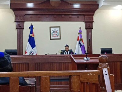 El juez concede cuatro meses al Ministerio Público para presentar acusación en caso Senasa