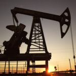 El precio del petróleo de Texas se incrementa un 2.11 % por tensiones en Medio Oriente