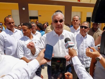 El presidente Luis Abinader exige profundizar investigaciones sobre el caso SenaSa 2.0