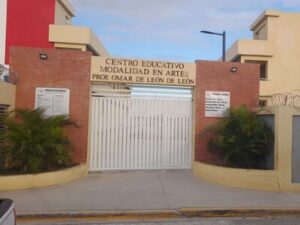 Fuerte olor a químico causa alarma en Sabana Perdida