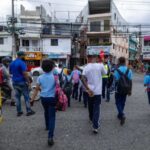 Guaguas del Sistema Nacional de Transporte Estudiantil TRAE facilitan el transporte escolar en República Dominicana