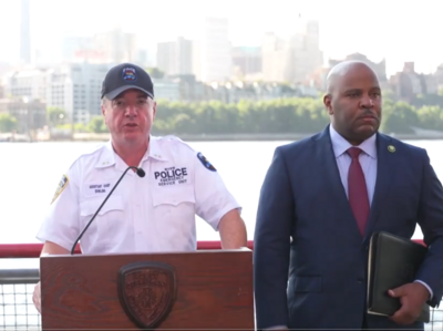Hombre armado muere tras ser baleado por la policía en el puente de Brooklyn
