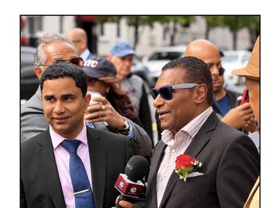 José Alberto "El Canario" recibe homenaje con inauguración de calle en Union City