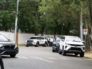 Luis Abinader inicia agenda de trabajo en Santiago como residencia oficial temporal