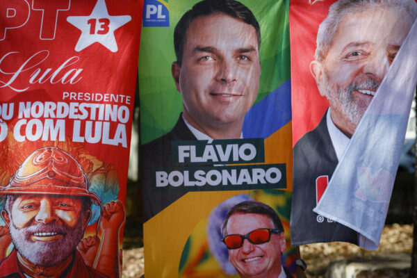 Lula da Silva se enfrenta a Flávio Bolsonaro en nuevas elecciones en Brasil