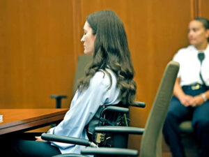 Madre de Illinois acusada de matar a su hijo tras seguir el caso de Lindsay Clancy