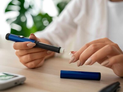 Pacientes dominicanos esperan casi seis años para acceder a medicamentos innovadores